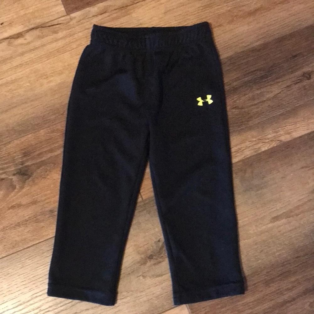 3/$10 Under Armour Kids Black Joggers
